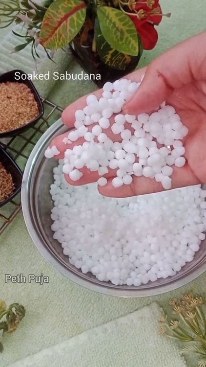 Step 1.1: Wash and soak sabudana (tapioca pearls) overnight or for 3-4 hours until they are neither too hard nor too soft