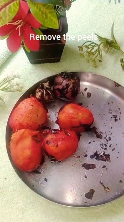 Step 1.3: Dry roast the Kashmiri red chillies separately on open flame over wire gaze for a minute