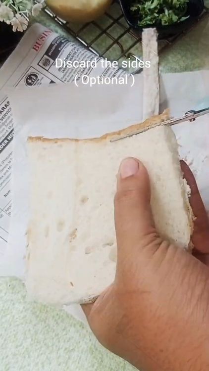 Step 2.1: Cut the sides of the sandwich bread and divide each slice into four pieces