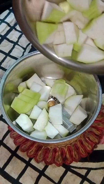 Step 1.1: Wash and chop the bottle gourd into small pieces