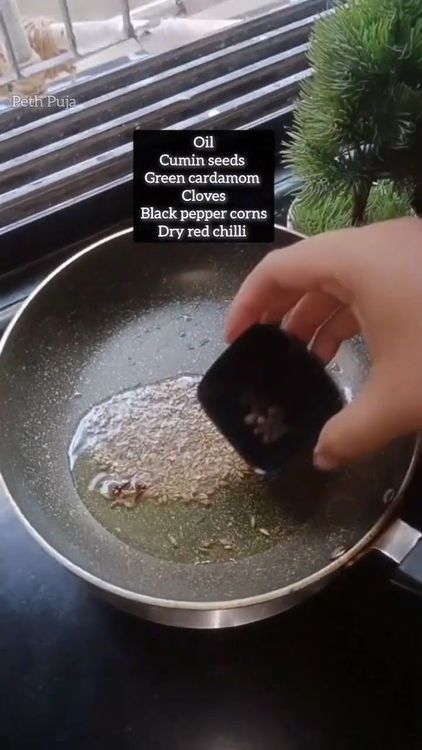 Step 1.1: Heat oil in a pan and toss cumin seeds, green cardamom, cloves, black pepper corns, and kashmiri dry chilli for a minute