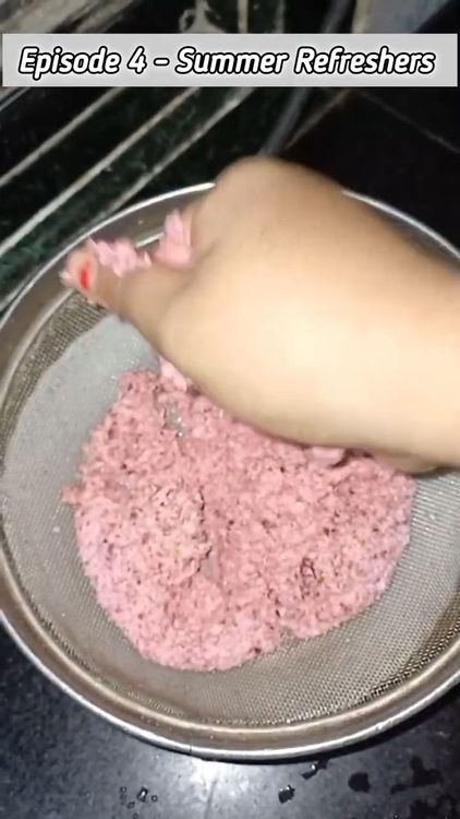 Step 1.1: Add another cup of water to the leftover squeezed mixture, grind again, and strain to extract more liquid