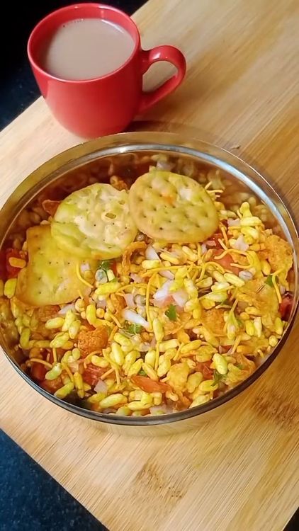 Step 1.2: Serve immediately with kadak puri and a hot cup of tea