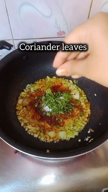 Step 1.2: Mix in turmeric, chili powder, coriander powder, cumin powder,Kolhapuri masala , kitchen king masala and salt to taste also add some coriander leaves