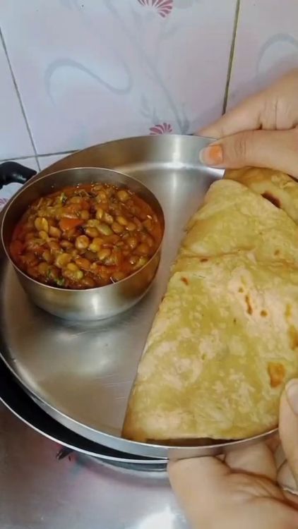 Step 1.1: One pot Kolhapuri Akkha Masoor is ready to be served with chapati or bhakri