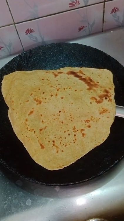 Step 3.2: Apply slight pressure with a spatula to help the layers puff up beautifully