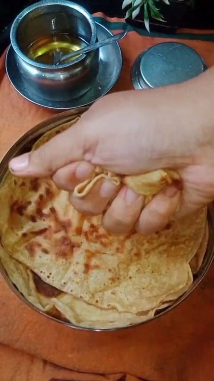 Step 3.1: Rest for few minutes and this Ghadichi Chapati softens so well that when you consume it just melts in your mouth