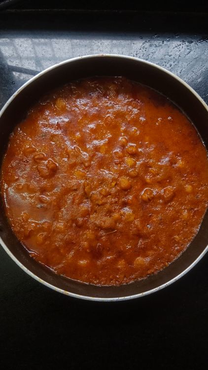 Step 2.3: Add chopped coriander leaves and boiled chickpeas