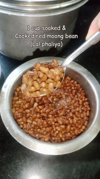 Step 1.1: Soak 1/4 cup lal phaliya (red moong) overnight and pressure cook for 1 whistle