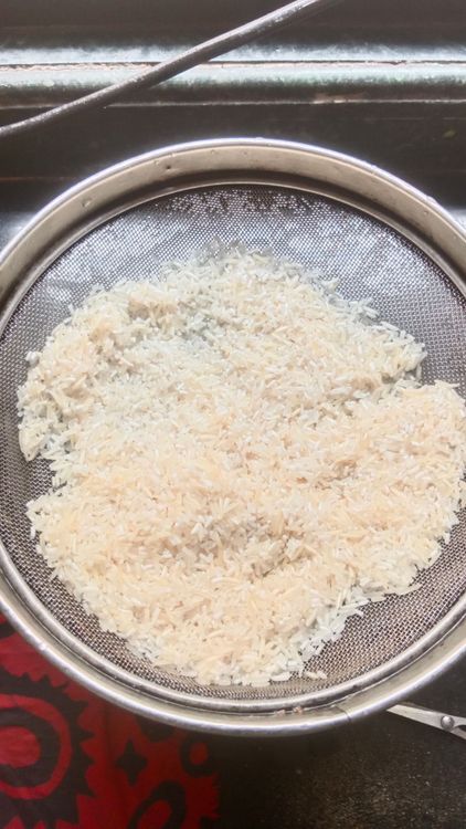 Step 2.1: Wash the long grain rice thoroughly and set aside