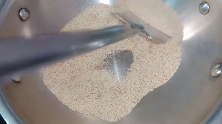 Step 1.1: Dry roast suji in another pan until it turns brown