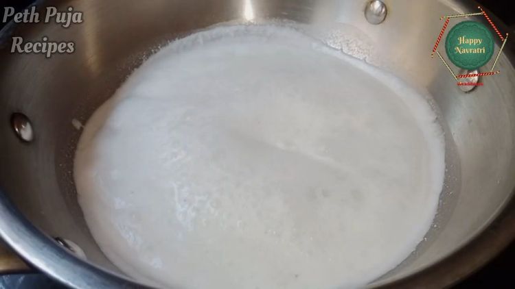 Step 1.1: Bring the mixture to a boil along with mishri and cloves