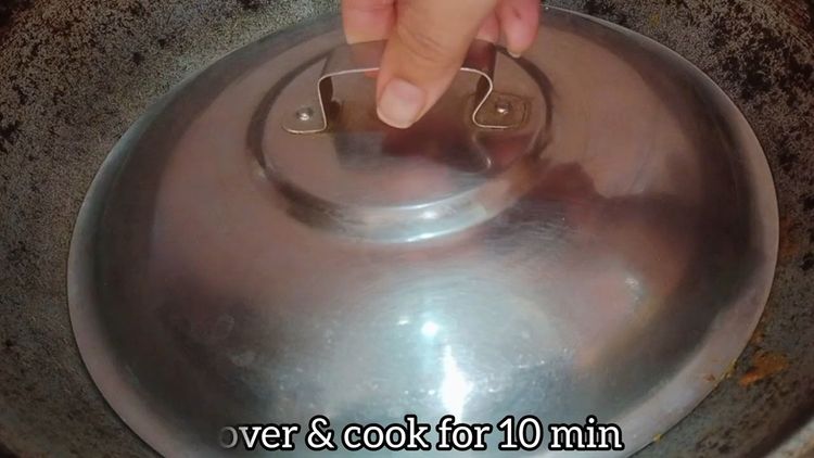 Step 2.2: Add the boiled green chana and salt to taste
