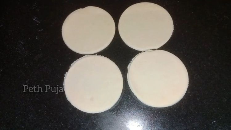 Step 4.1: Roll the dough into puri-shaped discs