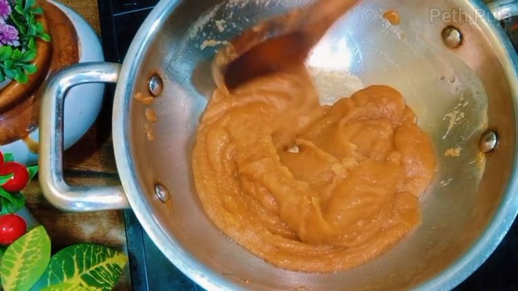 Step 1.2: Stir the mixture well until it thickens, becomes smooth, and starts leaving the sides of the pan