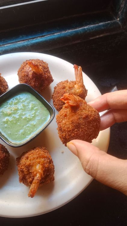 Step 2.1: Serve hot and crisp with your favourite mint chutney or ketchup