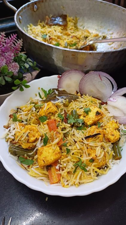 Step 3.1: Turn off the flame and let the biryani rest for 15-20 minutes before serving