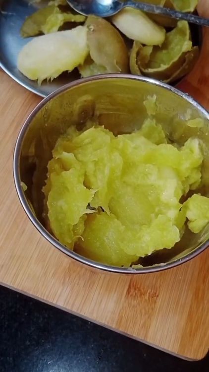 Step 1.1: Transfer the pulp to a mixie jar