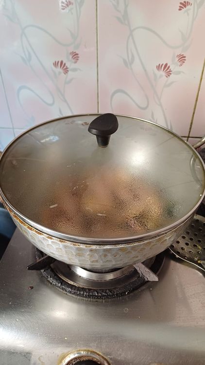 Step 3.1: Cook on low flame for 20 minutes