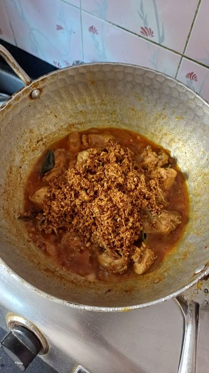 Step 3.1: Cook on low flame for 20-25 minutes