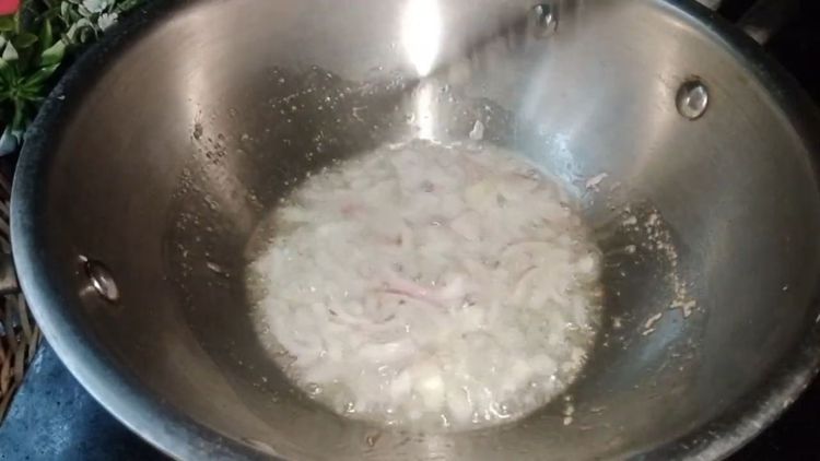 Step 2.1: Heat a pan and add 1 tbsp oil