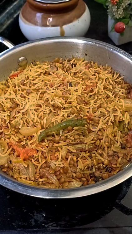 Step 1.1: Let the pulav rest for 5-10 minutes before serving hot with freshly fried fish and solkadhi