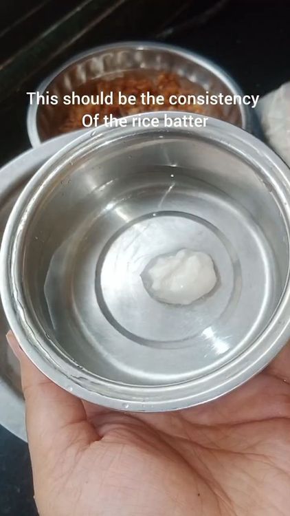 Step 1.1: The batter should be smooth but not hard such that it doesn't mix in water as shown below