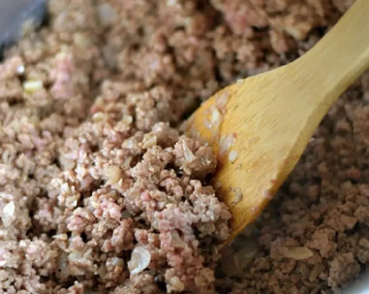 Step 2.1: Brown the meat for around ten minutes
