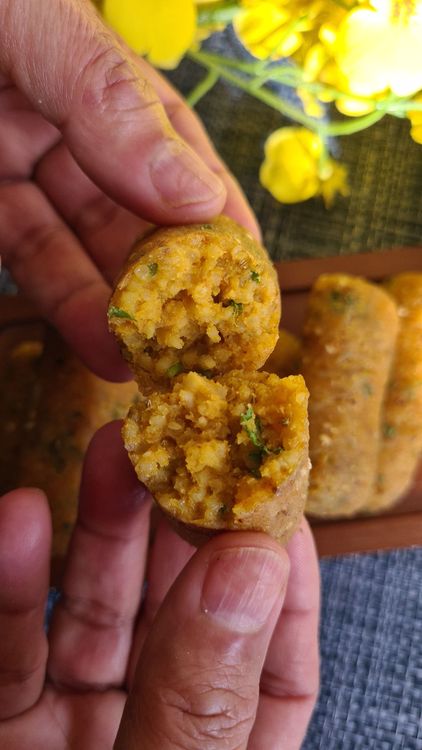 Step 1.1: Serve the rice fritters hot with your favourite sauce or tamarind chutney