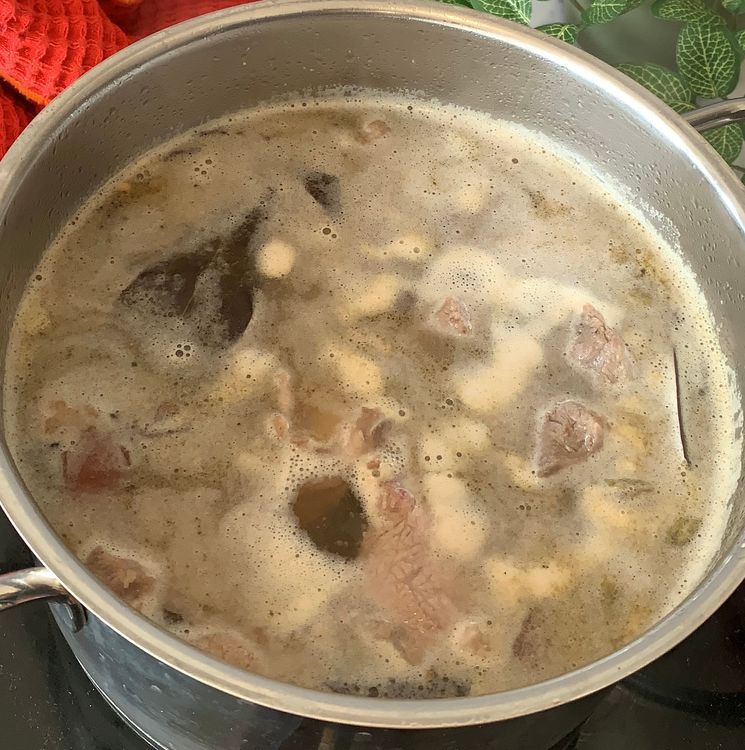 Step 1.1: Pour in the water and bring to a boil, then reduce the heat to medium-high heat