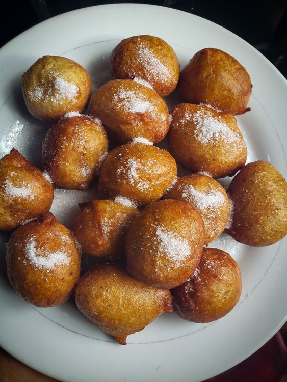 Step 2.1: Allow to fry till it's golden brown and scoop out of oil with a frying spoon and voila!