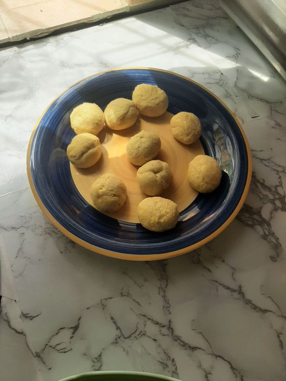 Step 2.1: Roll the dough into small balls