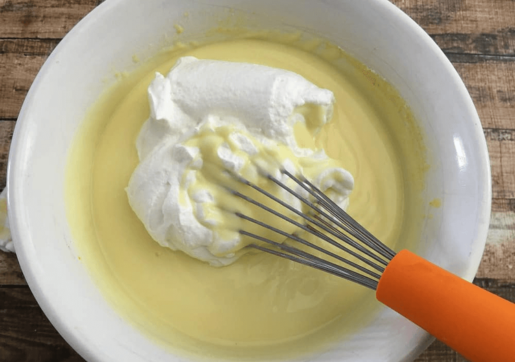 Step 1.1: Place the bowl in the fridge for 5 minutes to allow the pudding to set