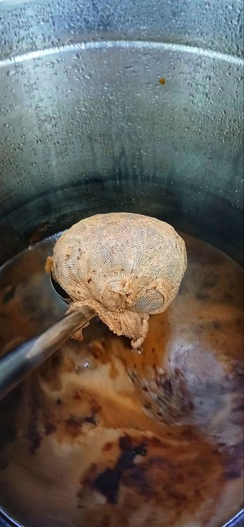 Step 1.1: Take the spices out and place them in a small muslin cloth or cheesecloth