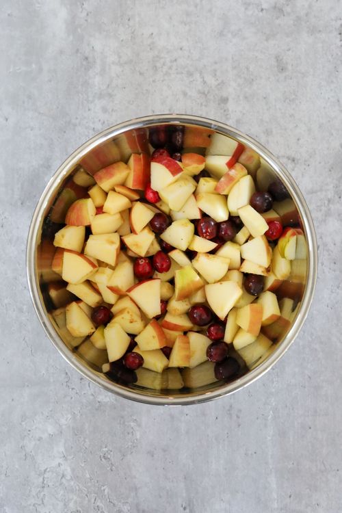 Step 1.1: Toss the apples and cranberries in the sugar mixture gently until evenly coated