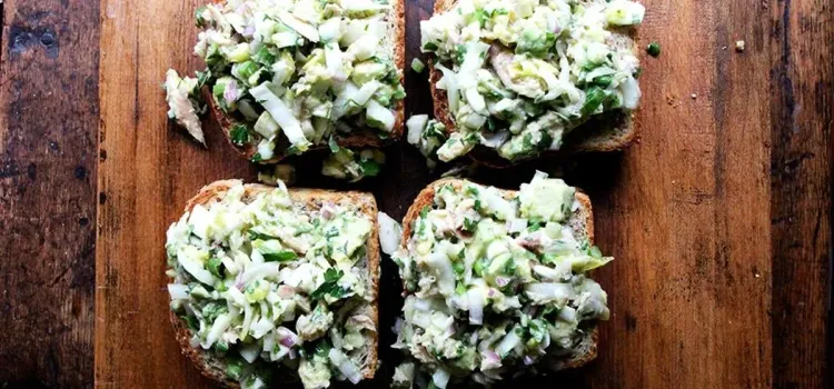 Step 4.1: Transfer toasts to a platter