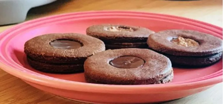 Step 5.1: Stack the rings on top of each circle, and serve