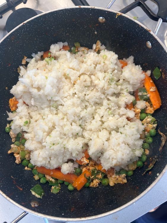 Step 5.1: Stir in the cauliflower and broccoli rice