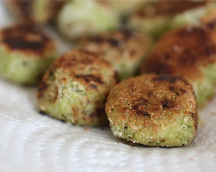 Step 1.1: Place fried cheese balls on paper towels to absorb excess oil