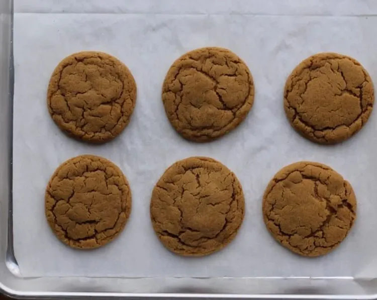 Step 7.1: Cool cookies on the cookie sheet for 2 minutes