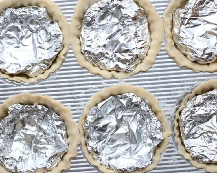 Step 2.1: Cut foil into six 7-inch widths