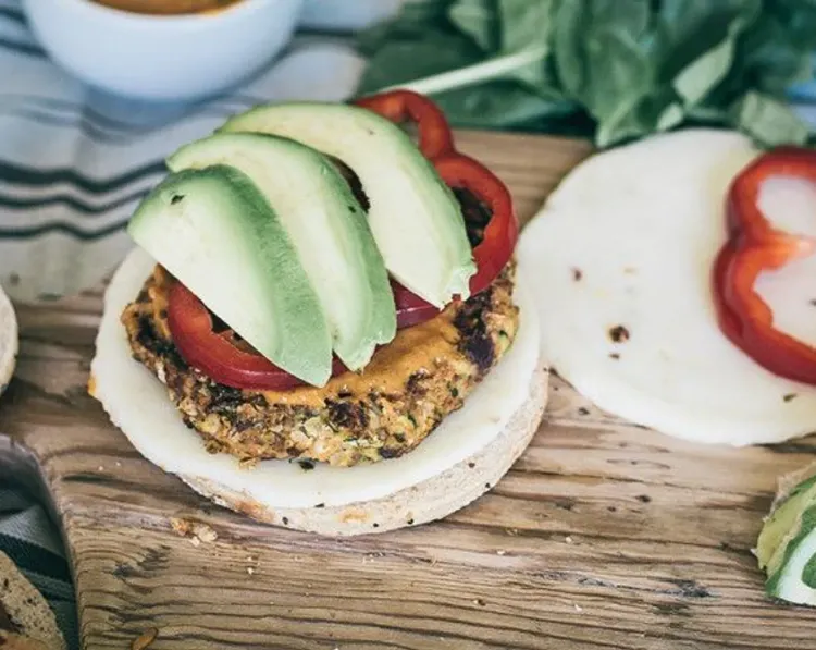Step 3.1: Assemble the veggie burgers using your preferred choice of buns