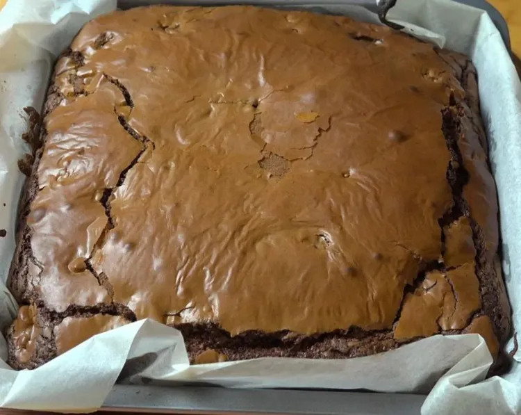 Step 1.1: Allow brownies to cool in the pan for 15 minutes