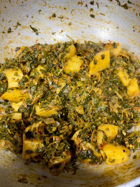 Step 3.1: Check seasoning, sprinkle garam masala if using, mix and turn off the heat