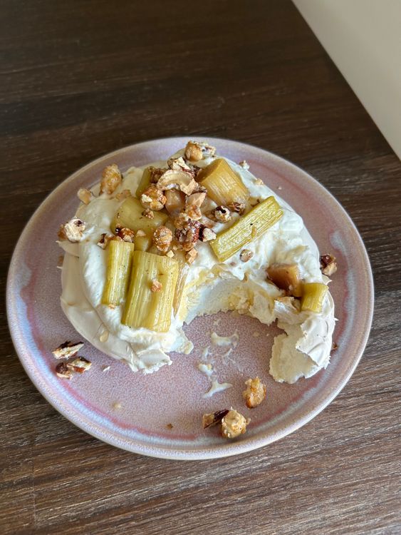 Pavlovas served with vanilla pastry cream, roasted rhubarb, vanilla whipped cream & crunchy crystallised nuts  recipe