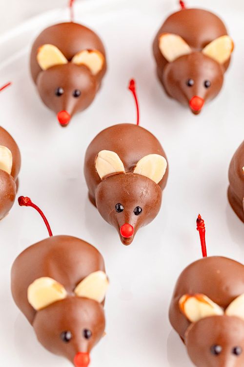 Step 2.1: Repeat with the rest of the mice, then refrigerate until ready to serve