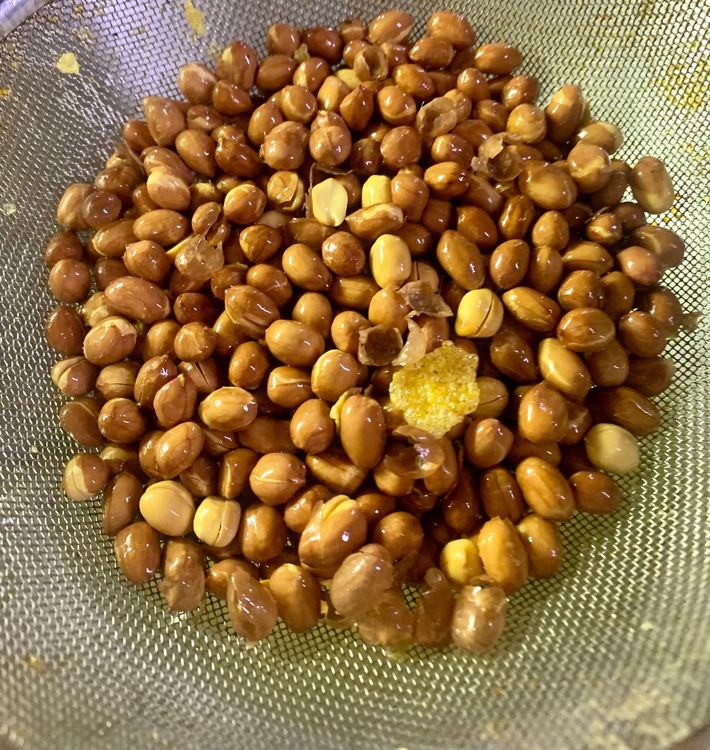 Step 2.2: Repeat the same process for the peanuts, roasted channa, dried coconut, dry red chillies and curry leaves
