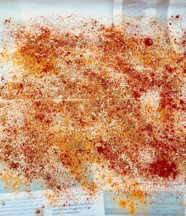 Step 1.1: Sprinkle the mixed spices on the kitchen paper towel