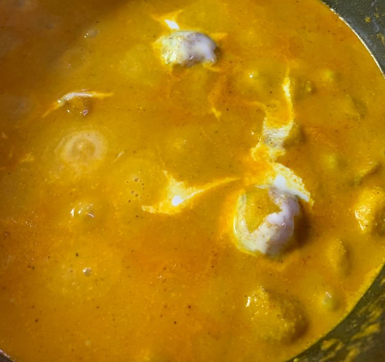 Step 3.1: Add cream and kasuri methi and mix to combine
