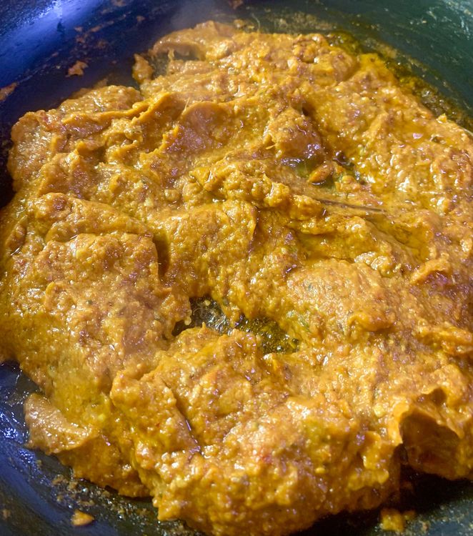 Step 2.1: Mix nicely for another minute till oil separates from the mixture and leaves the sides of the pan